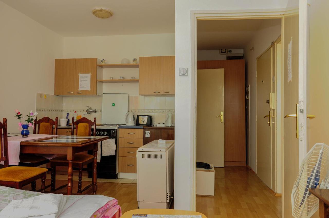 Apartment Daca Stan Beograd Ruang foto